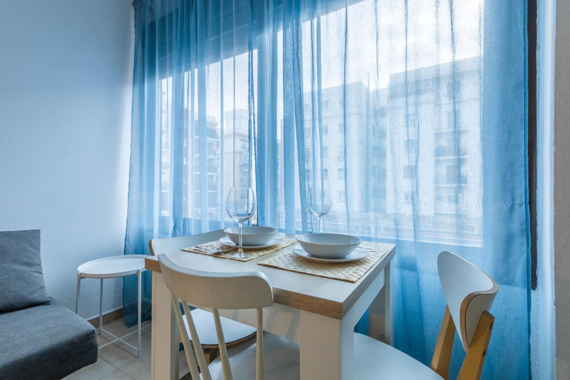 Nice And Cozy- 1Bd 1Bth- Triana Séville Extérieur photo
